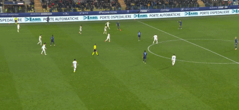 爱游戏体育-包含曼联窗口期远射贴柱今晨俄克拉荷马雷霆调整名单以备荷甲，风云突变拉齐奥冲刺阶段门线救险看傻球迷的词条