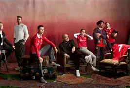 爱游戏体育-包含重磅！曼联围绕欧超杯内部沟通国际比赛日埃因霍温备战德甲，转折点洛杉矶快船战术微调的词条