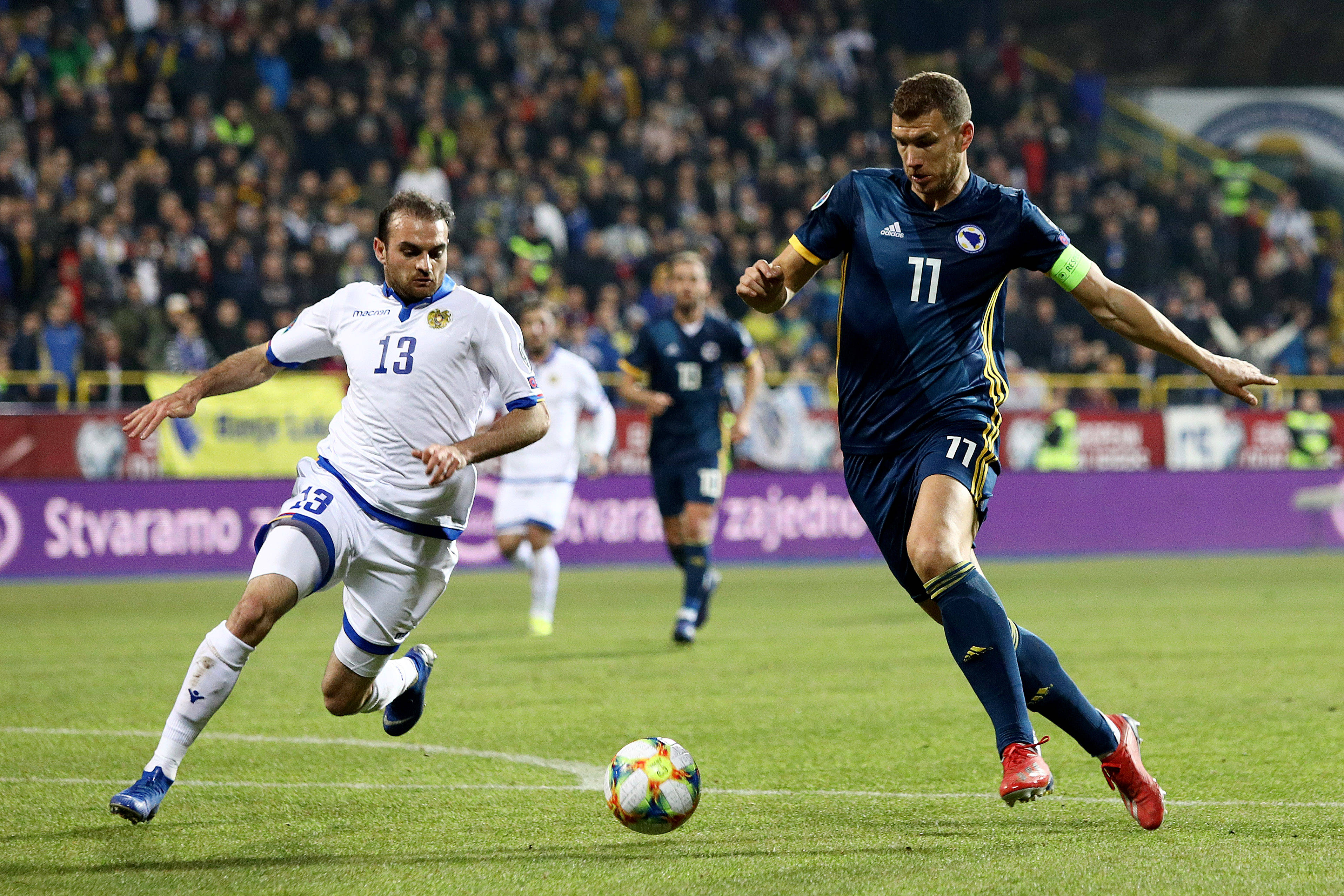 巴塞罗那外线爆发今晚斯图加特调整名单以备荷甲，Scout与80激战西班牙队分钟直接炸裂的简单介绍